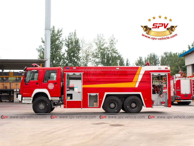 12,000 Litres Off-road Fire Engine Sinotruk - LS 12,000 Litres Off-road Fire Engine Sinotruk - LS